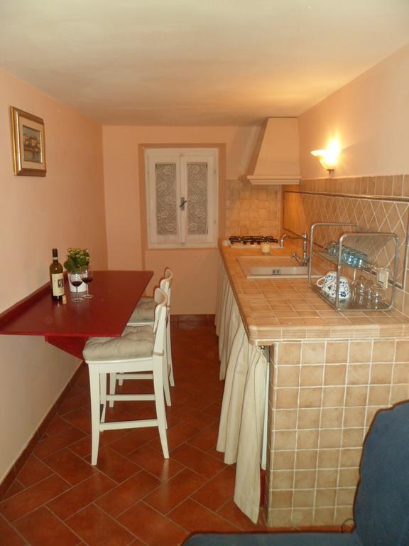 La Fiera Vecchia Apartments Meleto Eksteriør bilde