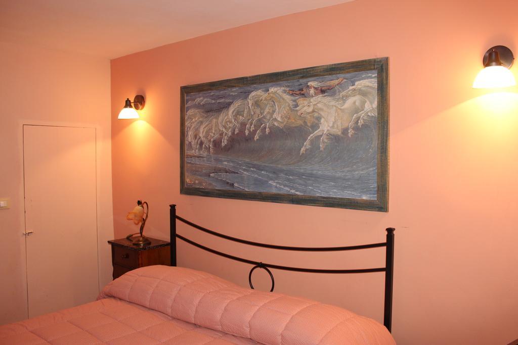 La Fiera Vecchia Apartments Meleto Eksteriør bilde