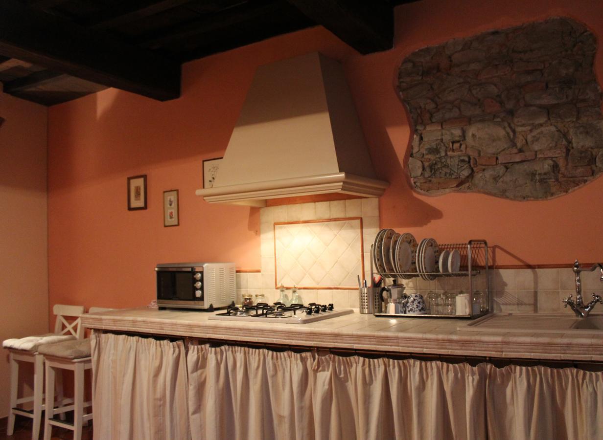 La Fiera Vecchia Apartments Meleto Eksteriør bilde